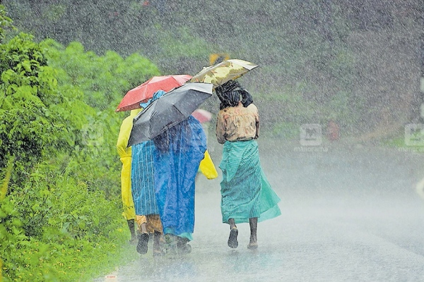 Tamilnadu Weatherman says that Damal Dummels rains picked up in Chennai 