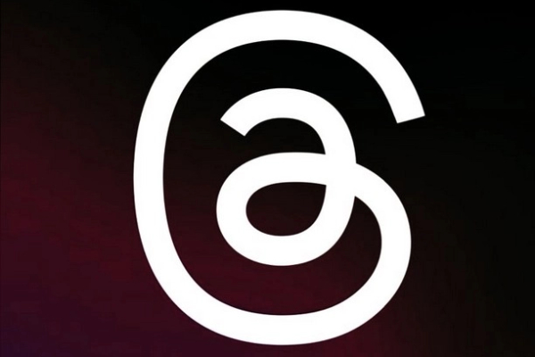  What are the differences between Twitter and the new app Threads?