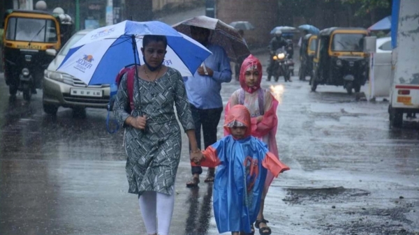 Rail alert in Tamilnadu and Puducherry by Chennai met upto July 12 Rail alert in Tamilnadu and Puducherry by Chennai met upto July 12