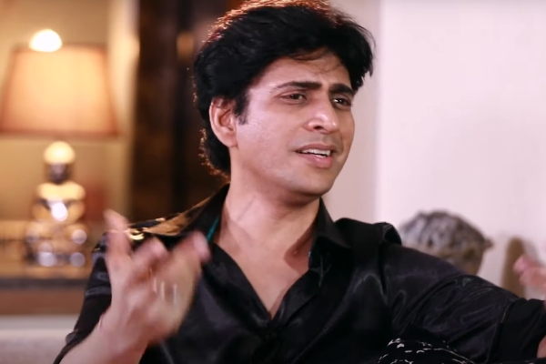 kolangal serial Do you remember Aathi, Actress Devyani shared photos 