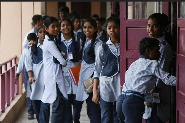 Ramadass condemn for not opening examination dept offices in new districts 