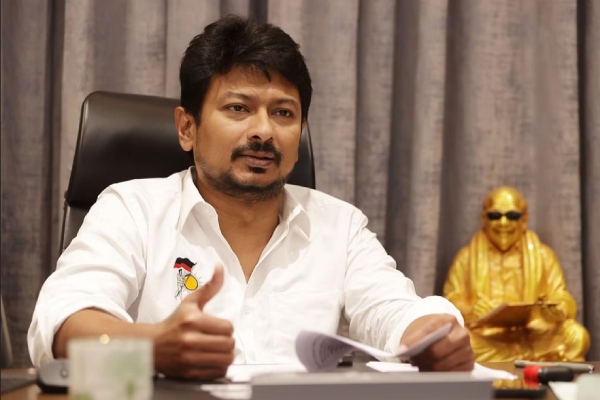 Minister Udhayanidhi stalin urges bjp government to control price hike including tomato