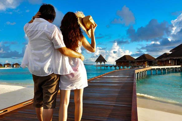 What happen in newly married girl who eats crab curry, says resort manager 