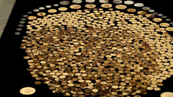  How US farmer found Hundreds Of Gold Coins From Civil War Era in his land