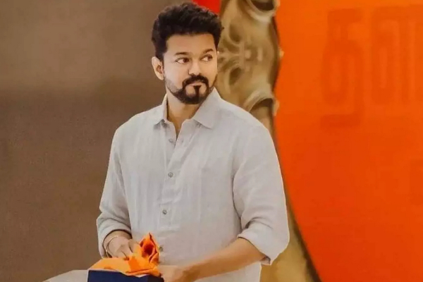 Ilaya Thalapathi pattam belongs to me ot to Actor Vijay, says Actor Saravanan 