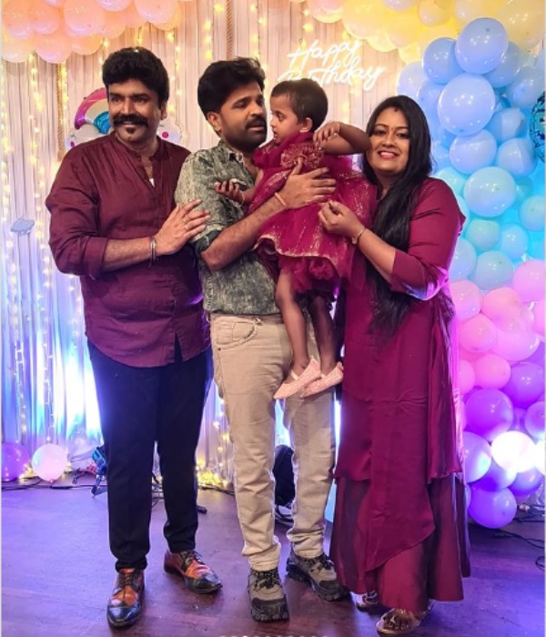 Small screen celebs attended the birthday function of Ethirneechal serial actor Kamleshs daughter Diya