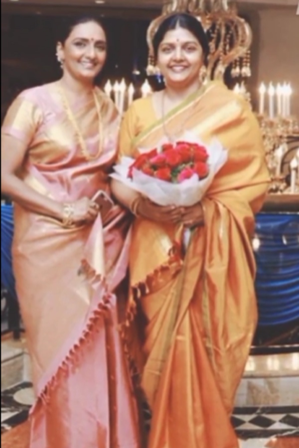 Actress Shanthi Priya who made her debut as a heroine in the movie Enga Ooru Patukaaran has recently released a video 