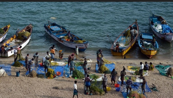 Discussed about fishermen issue with Sri Lankan President: PM Modi tweets in Tamil Discussed about fishermen issue with Sri Lankan President: PM Modi tweets in Tamil
