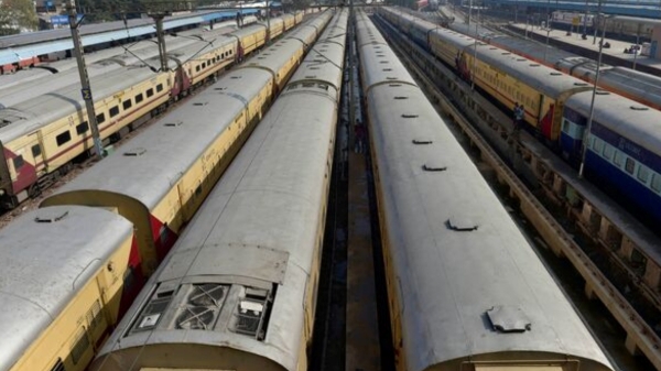  Railway launches affordable meal at Rs 20 for passengers traveling in General coaches in trains