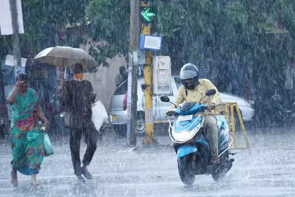 Chennai met announced Heavy rain alert for Nilgris, Kovai, Tirupur, Theni, Dindigul 