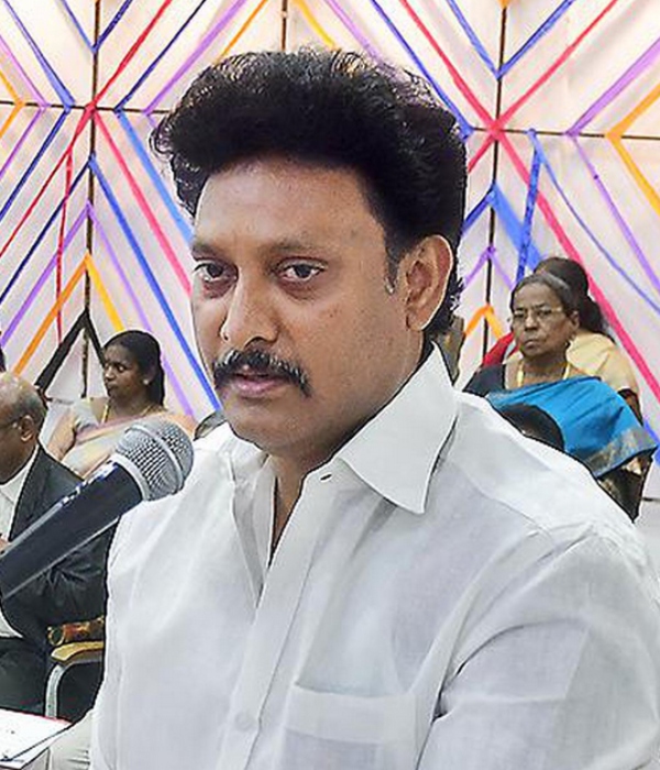 Tamil Nadu Education Minister Anbil Maheshs important order for teachers and staffs 