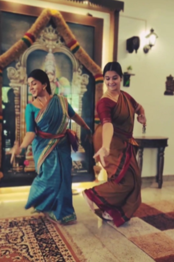 Ethirneechal Serial Nandini and Renuka Malai pozhuthin mayakathilae song reels