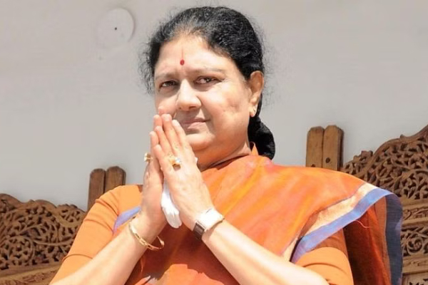 Sasikala condemn DMK govt on Krishnagiri crackers godown fire accident 