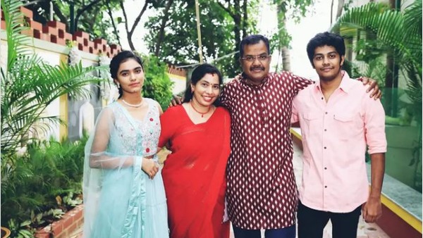 Do you know who is Ethirneechal SKR..? who is wife and family