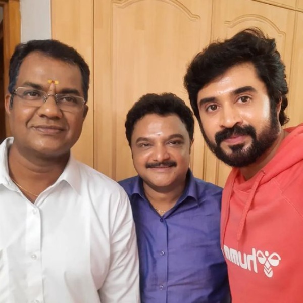 Do you know who is Ethirneechal SKR..? who is wife and family