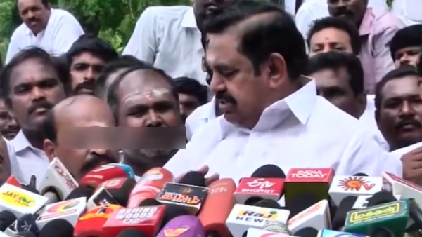 Edappadi palanisamy was disturbed by a crow during press meet