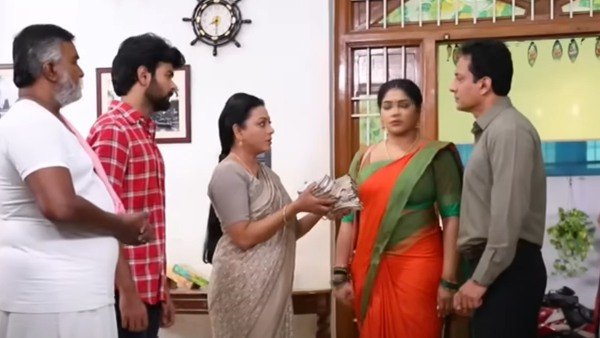 Baakiyalakshmi Serial Flaws in Baakiya 18 Lakhs to Gopi 