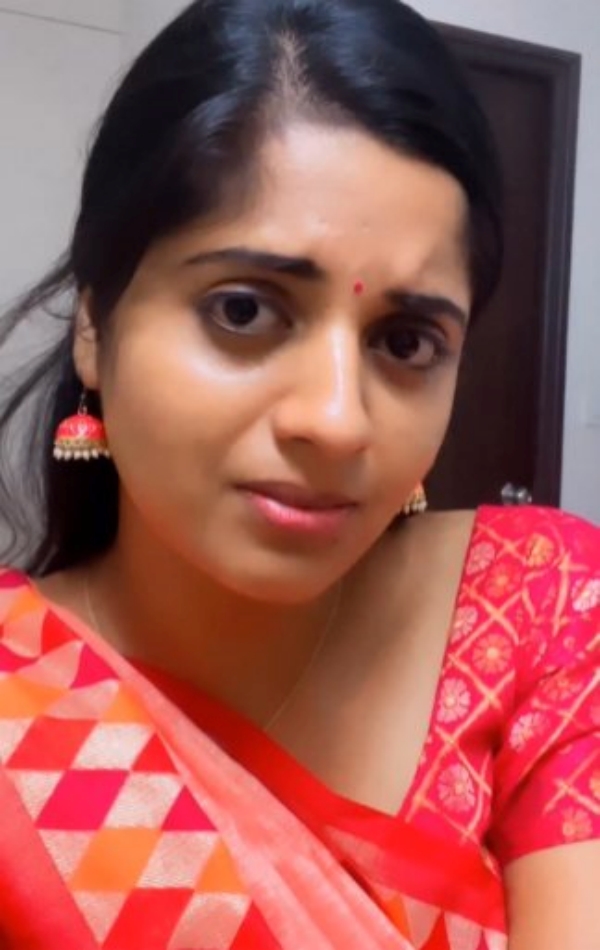 Ethirneechal serial Adhirai decided to quit in this serial what is the reason 