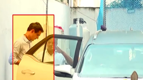 ED officials raid at Minister Ponmudi car and collected some files