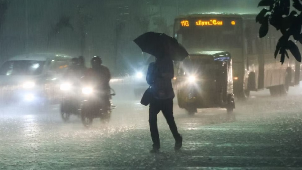 8 districts of Tamil Nadu are likely to get heavy rain today