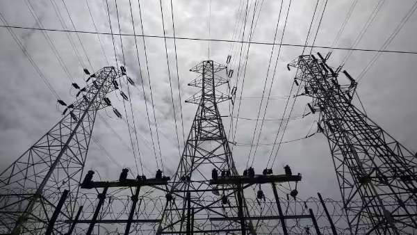  Tamil Nadu government hike the Electricity tariff for the factories and companies, Not for households 