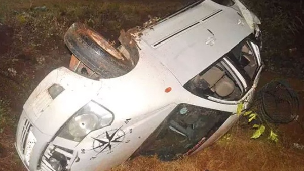 Due to rain water 3 people died in a car accident while returning from a wedding ceremony in Tirunelveli 