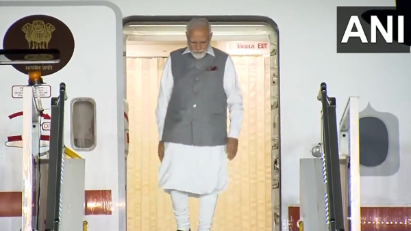  PM Narendra Modi is back to Delhi after returned from France and UAE 