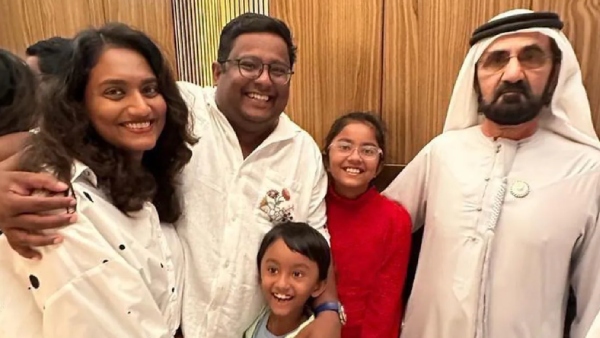 Anas Rahman Junaid meets Prime Minister Sheikh Mohammed bin Rashid Al Maktoum in an elevator in Dubai 