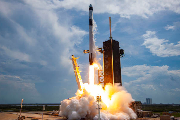 Scientist says that Elon Musks space X rocket punched a hole in Ionosphere 