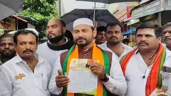 Vellore Muslims protest against Vellore Ibrahim and police arrest him with BJP workers 