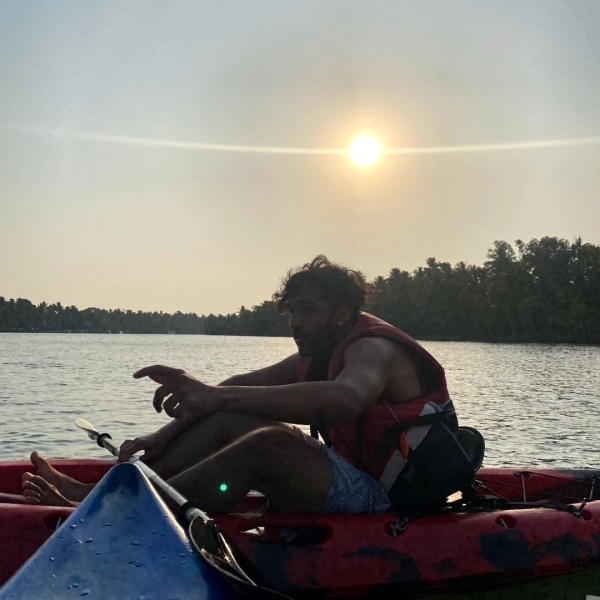 Actress Vanitha Vijayakumars son Srihari posted a photo question asked by a fan 