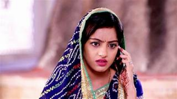 Serial Actress Deepika singh En kanavan en thozhan Beats Up Actor For Raping Her Serial Actress Deepika singh En kanavan en thozhan Beats Up Actor For Raping Her