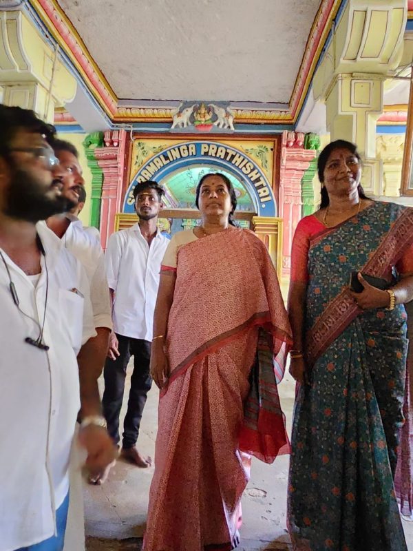 Annamalai Yathra: BJP MLA Vanathi Srinivasan offers prayer at Rameswaram Temple 