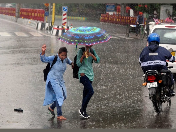 Chances for Rain upto in 13 districts in Tamilnadu and Puducherry - Chennai MET Chances for Rain upto in 13 districts in Tamilnadu and Puducherry - Chennai MET