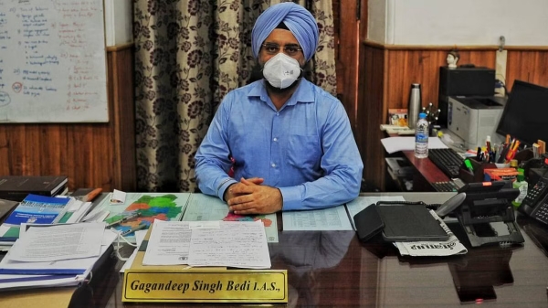  Gagan Deep Singh Bedi reviews in government hospital 