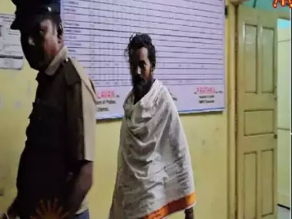 Sivanadiyar of Kallakurichi Brahmapureeswarar Mutt arrested after sexually harassed 2 boys in Mutt Sivanadiyar of Kallakurichi Brahmapureeswarar Mutt arrested after sexually harassed 2 boys in Mutt