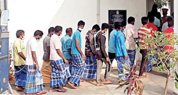 9 fishermen from Tamil Nadu who were in Sri Lankan prison have been released 9 fishermen from Tamil Nadu who were in Sri Lankan prison have been released