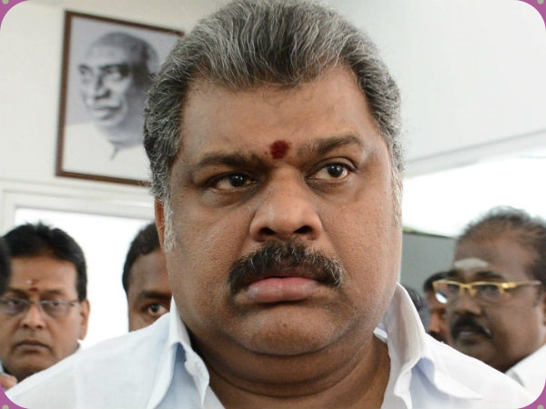 GK Vasan has expressed concern that caste-based hatred among students will push the country backward 