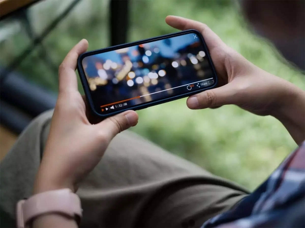  Government considering a new way to bring live TV channels directly to mobile phones says Report