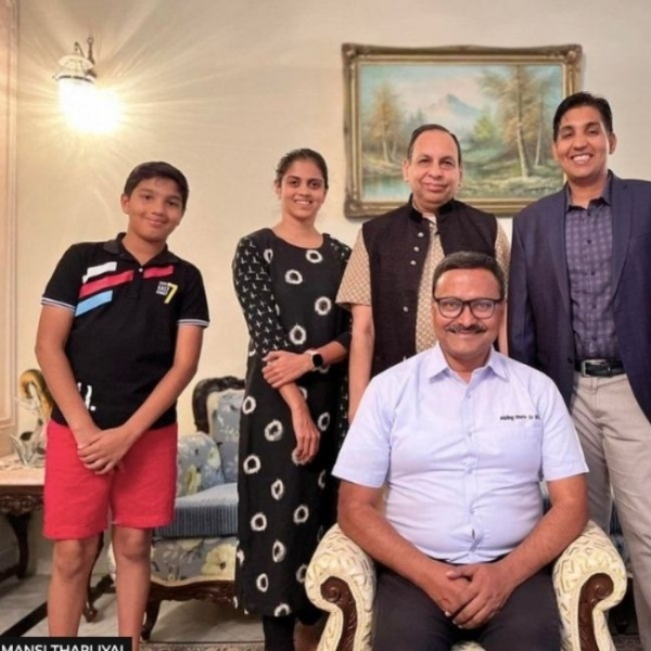 An LIC Agent Who Earns Five Times More Than LIC head, bharat parekh net worth and monthly income 