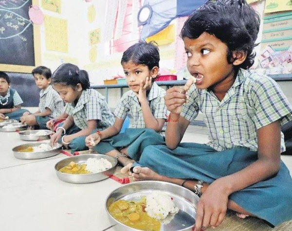 Parents and teachers appreciate the Chief Minister Morning breakfast scheme 