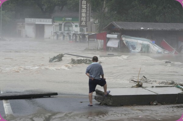 At least 20 people have died due to floods in China 