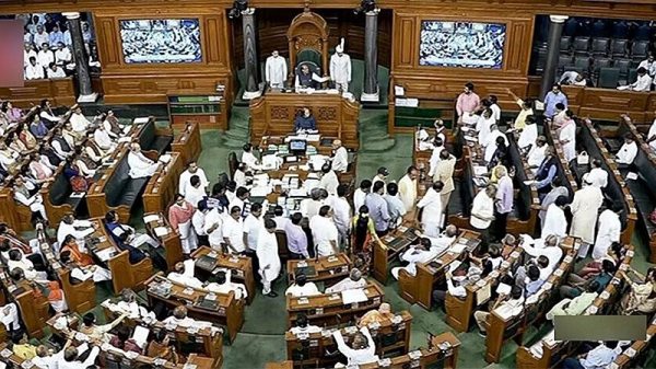  Who are the Prime ministers that lost govt after No-Confidence Motion