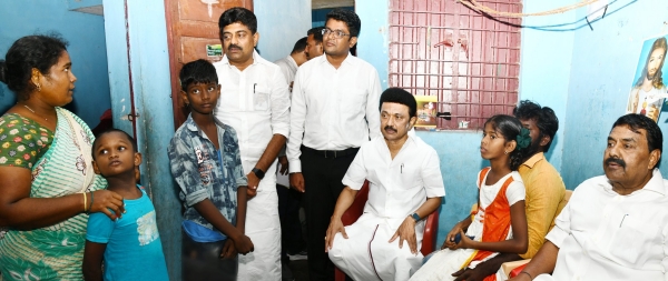 CM Stlin visits fishermens houses near rameshwaram 