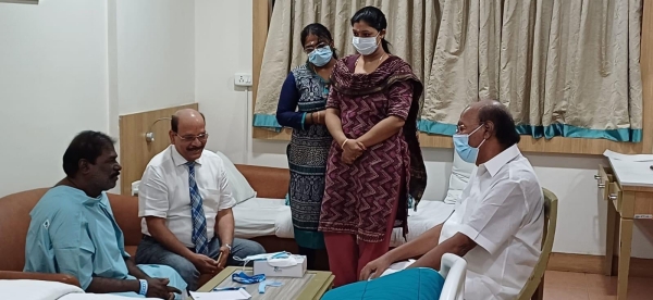 G.K.Mani admitted in Apollo hospital to remove cyst in his throat 