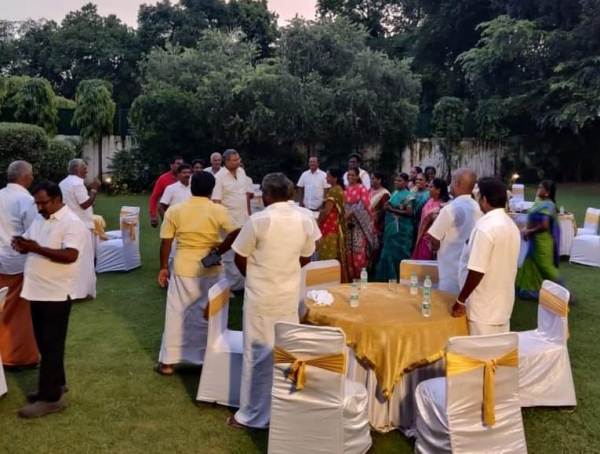 Karti Chidambaram MP took Congress officials from Sivaganga constituency on a 10 day trip to Delhi Karti Chidambaram MP took Congress officials from Sivaganga constituency on a 10 day trip to Delhi