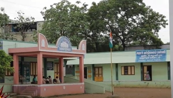  Chief Minister Stalin has provided financial assistance of 50 thousand per house for reconstruction of Samathuvapuram houses 
