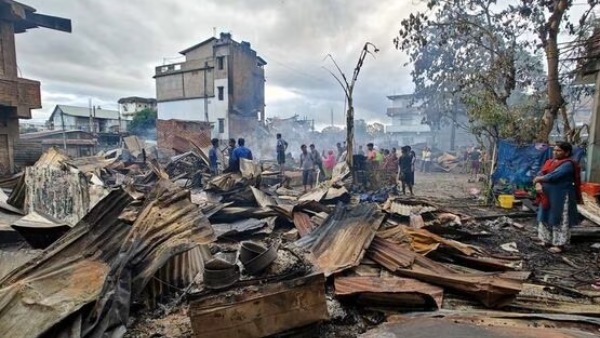 3 Meitei people killed in fresh Violence at Manipur and Kuki houses burnt 