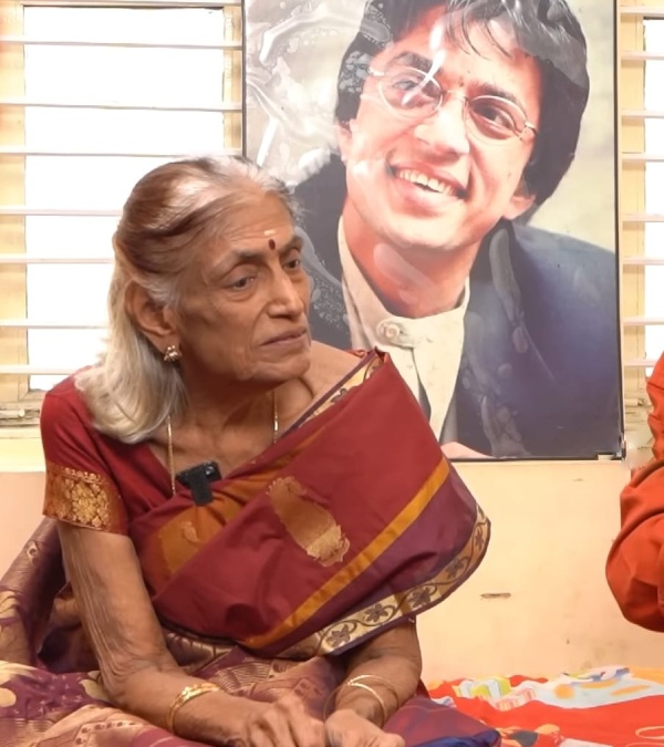 Actor Raghuvaran family used to live in a house like a bungalow is this a situation now 