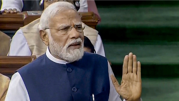 PM Modi severely attacks Congress in lok sabha on no confidence motion debate PM Modi severely attacks Congress in lok sabha on no confidence motion debate